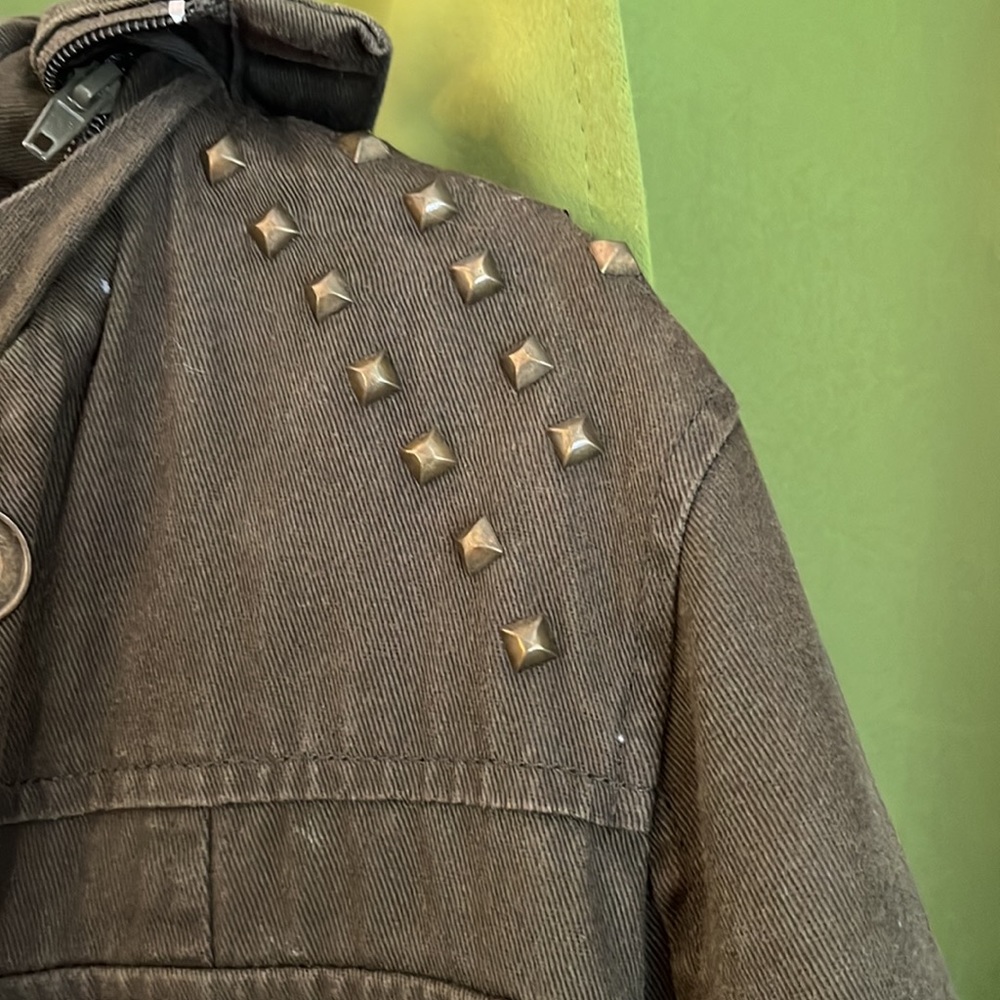 Utility Jacket - Picture 2 of 3